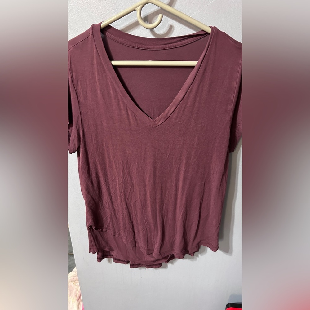 Latched Mama V Neck Boyfriend Nursing Tee